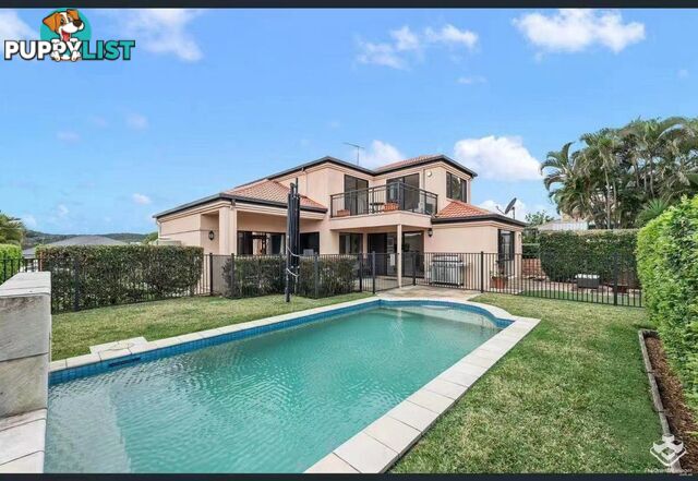 102 Cribb Road Carindale QLD 4152