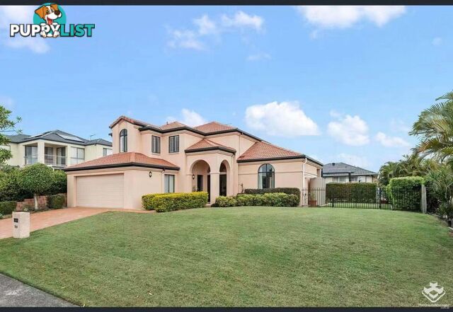 102 Cribb Road Carindale QLD 4152