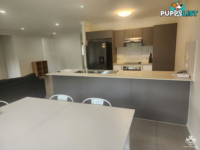 ID:21139183/230 Pulgul Street Urangan QLD 4655