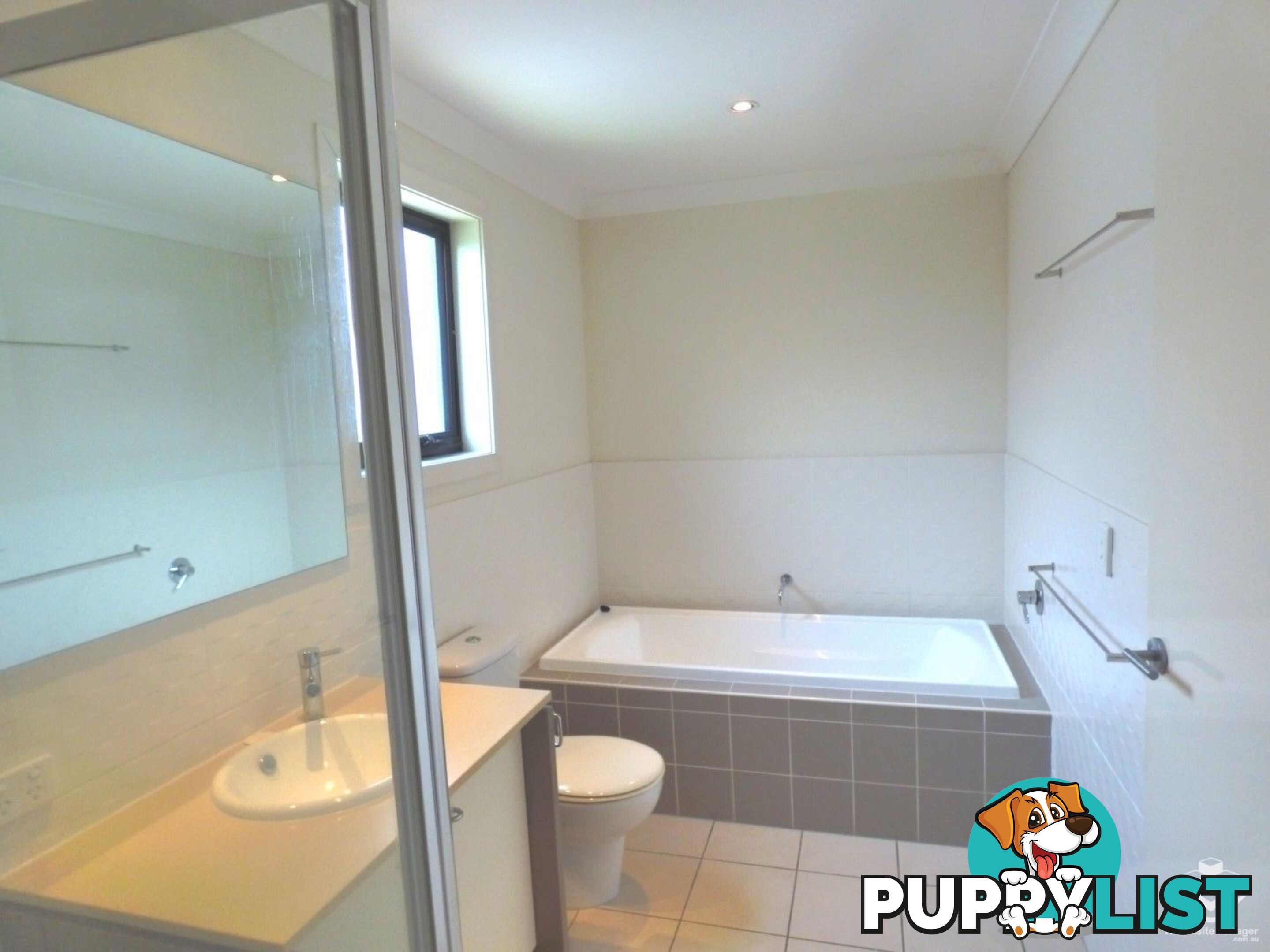 ID:21154279 16 Surbiton Court Carindale QLD 4152