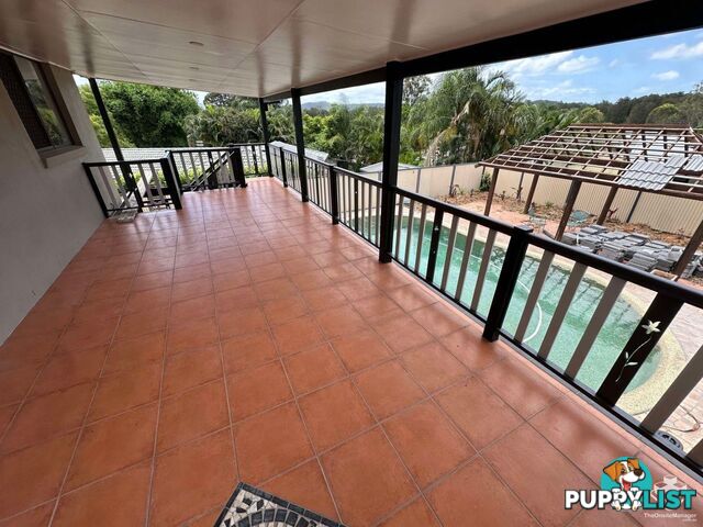 6 Avonbury Court Carrara QLD 4211