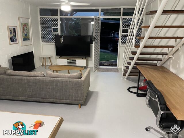 3/3 Margaret Avenue Broadbeach QLD 4218