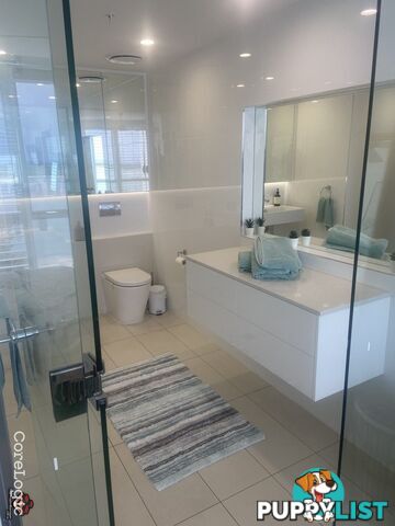 ID:21155512 388 Marine Parade Labrador QLD 4215