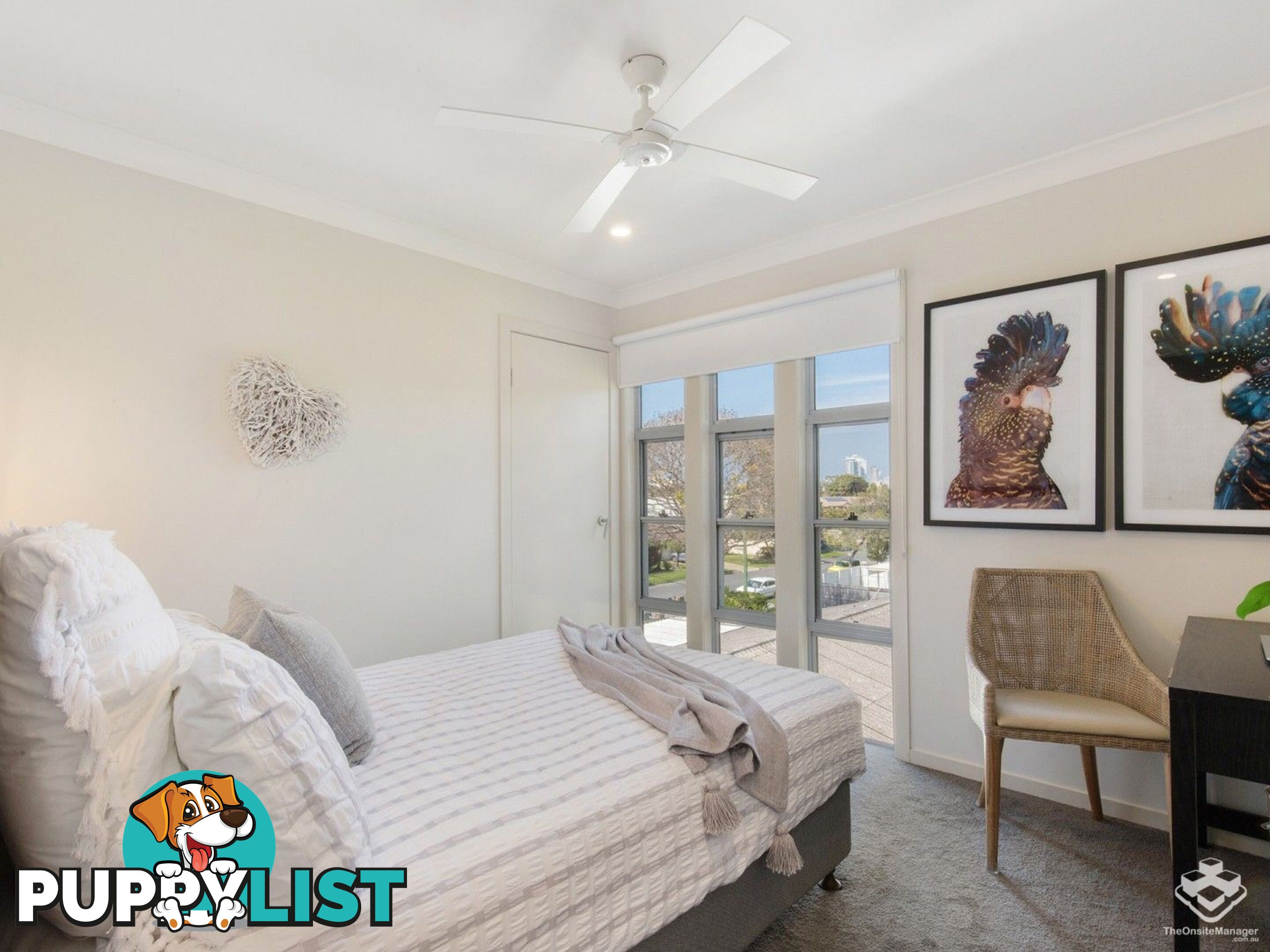 1/10 Middle Street Labrador QLD 4215