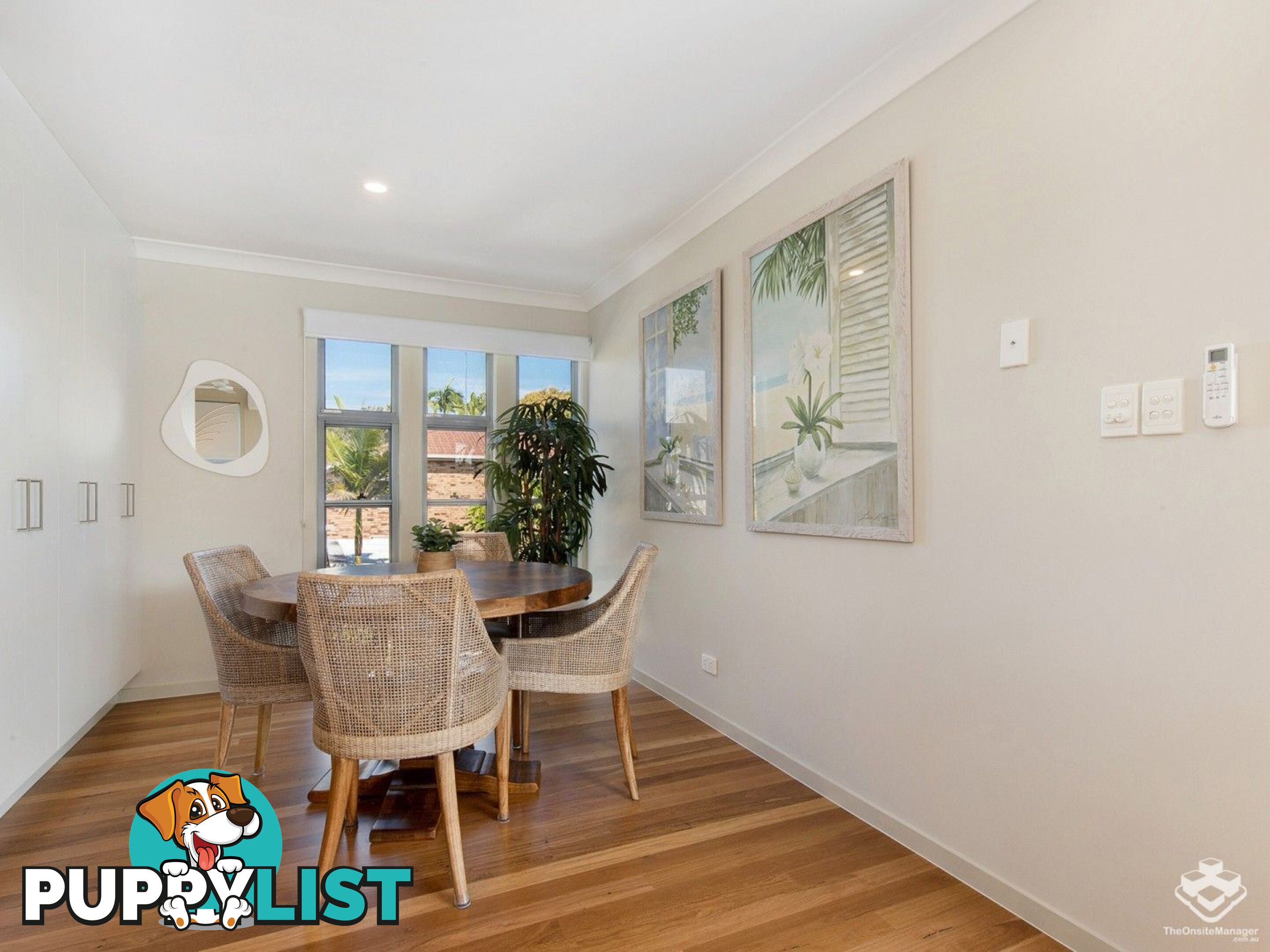 1/10 Middle Street Labrador QLD 4215