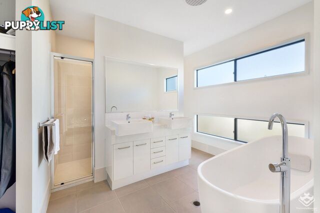 10 Affinity Place Birtinya QLD 4575