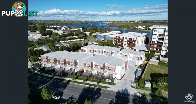 2/103 Sheehan Avenue Hope Island QLD 4212
