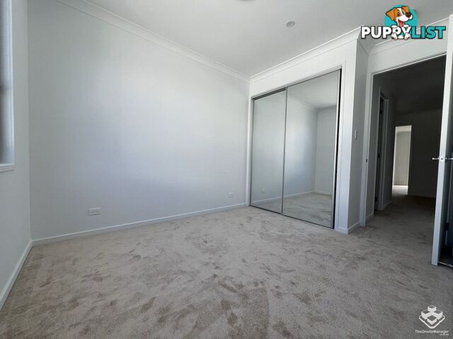 2/103 Sheehan Avenue Hope Island QLD 4212