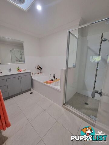 ID:21153395 11 Tripcony Place Wakerley QLD 4154