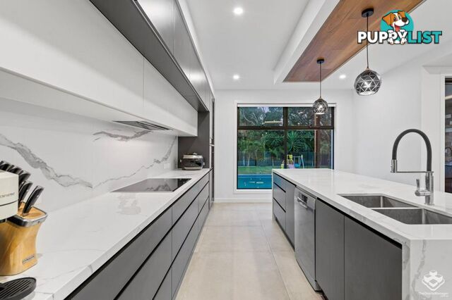 10 Erathema Place Coopers Plains QLD 4108