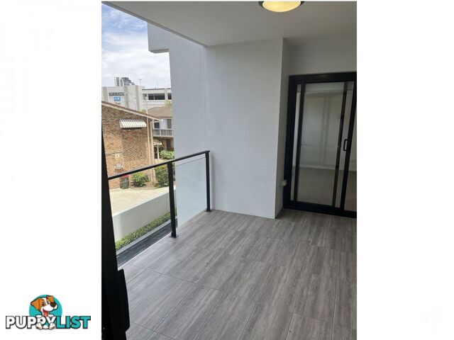 ID:21154058 9 Hooker Boulevard Broadbeach Waters QLD 4218