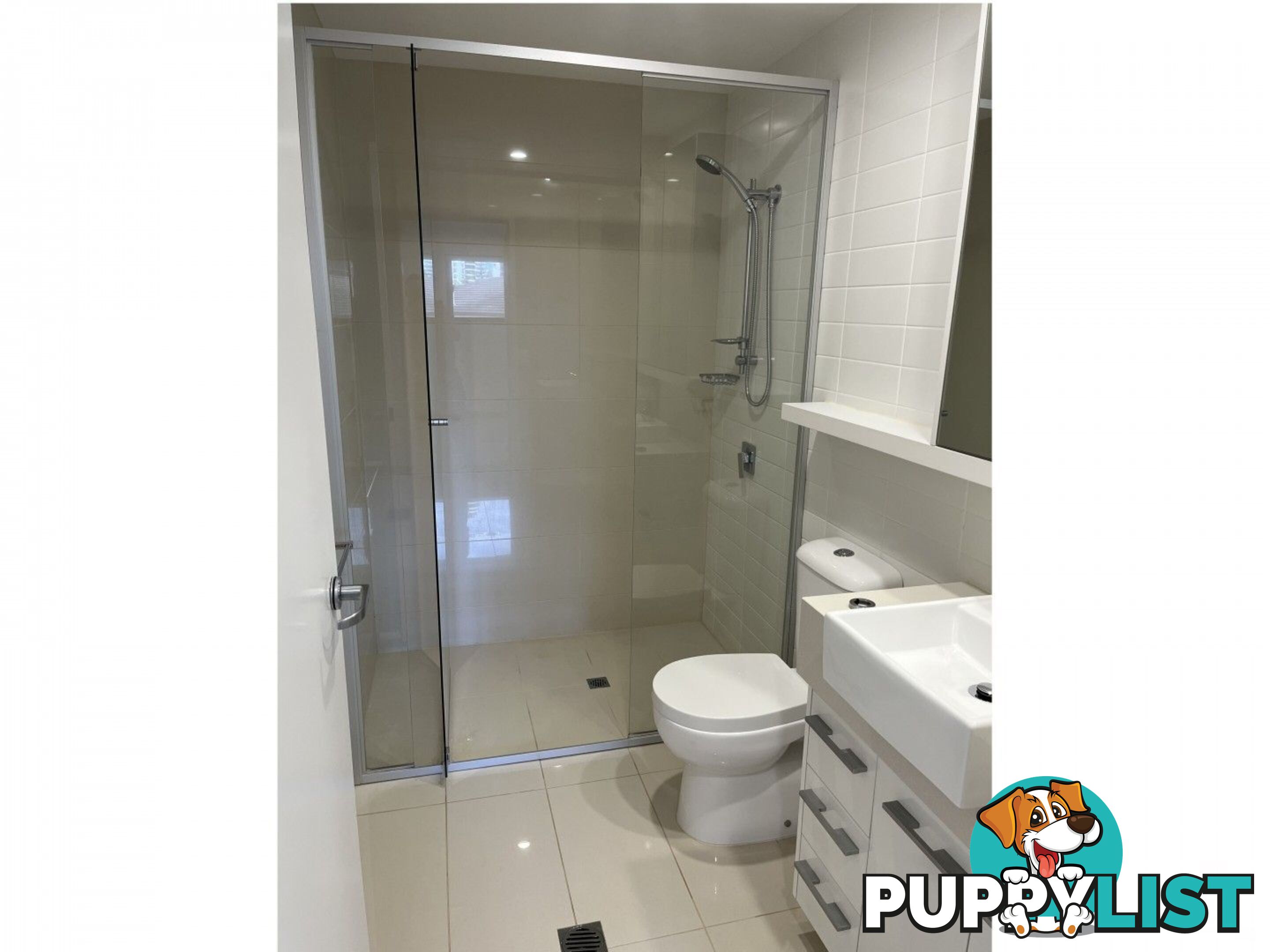 ID:21154058 9 Hooker Boulevard Broadbeach Waters QLD 4218