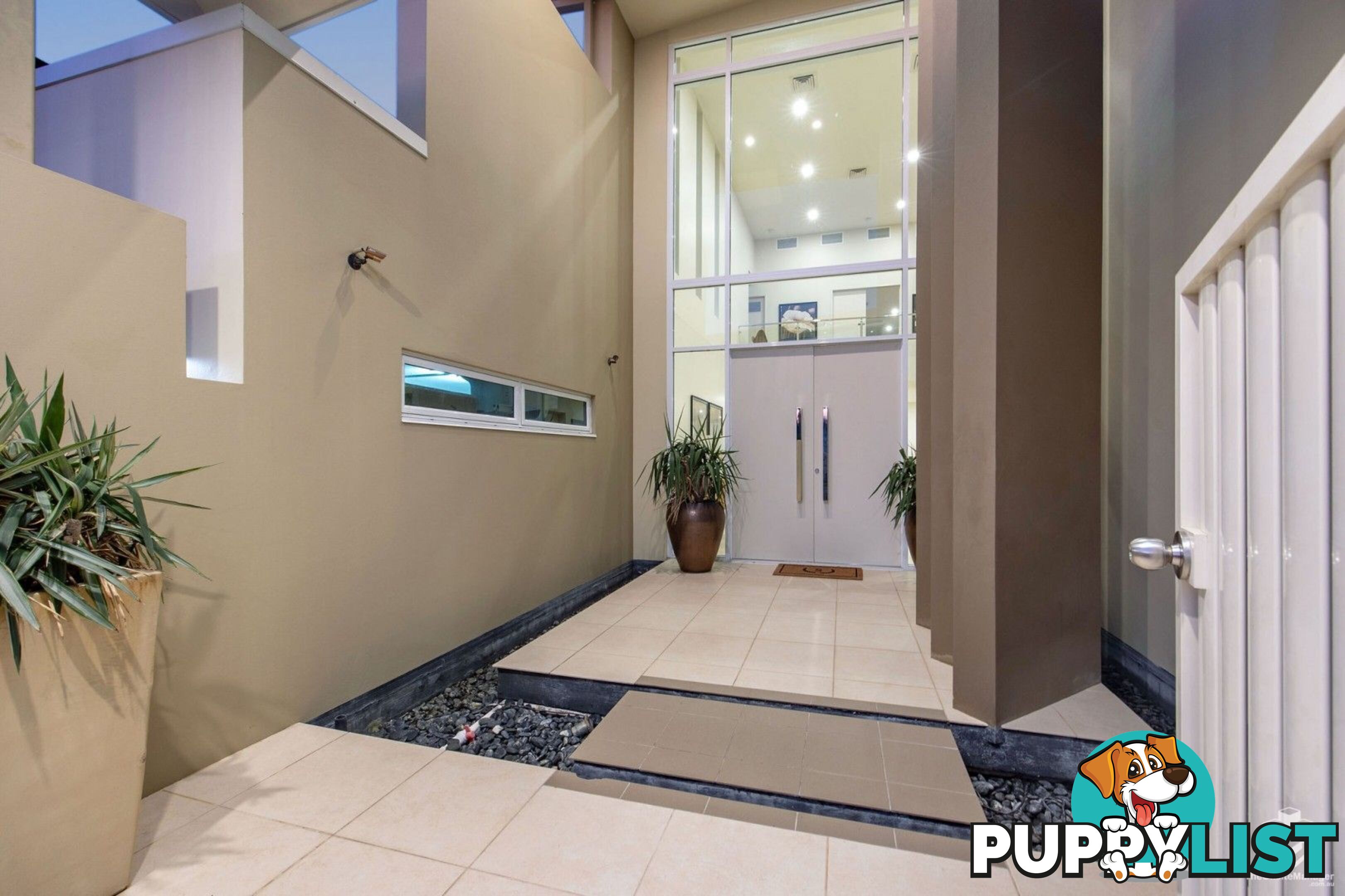 3012 Northview Parade Benowa QLD 4217