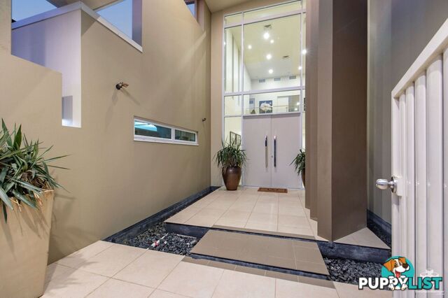 3012 Northview Parade Benowa QLD 4217