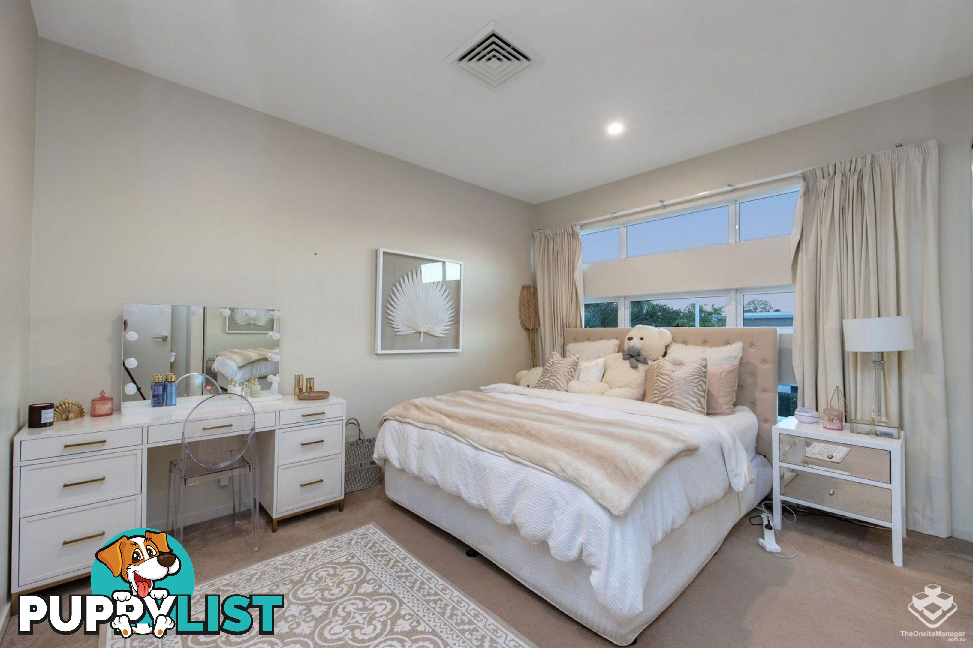 3012 Northview Parade Benowa QLD 4217