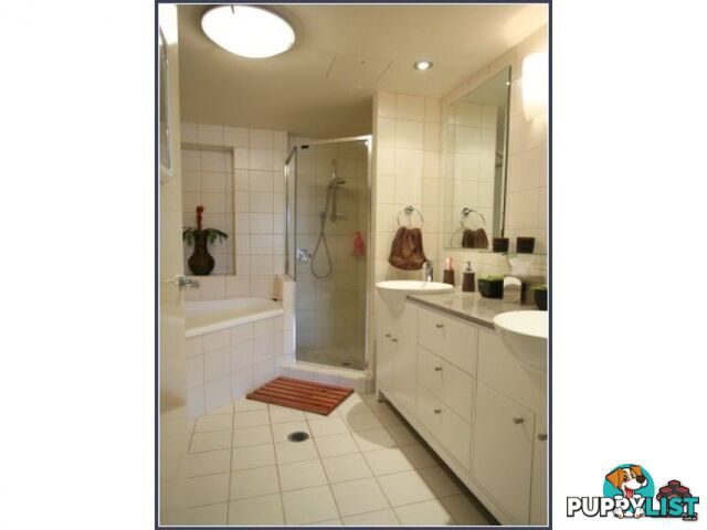 ID:3723728 1 Holman Street KANGAROO POINT QLD 4169