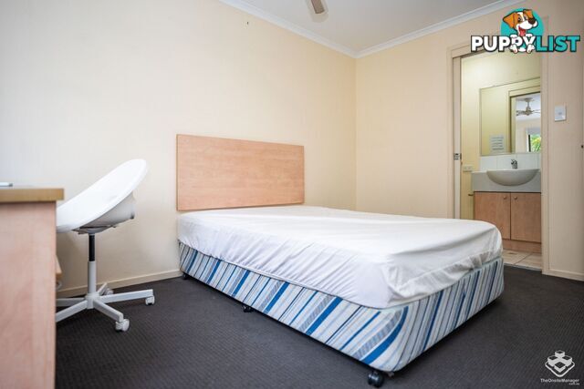50/45 Barrett Street Robertson QLD 4109