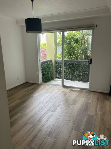 ID:21113550/33 Clark Street Biggera Waters QLD 4216