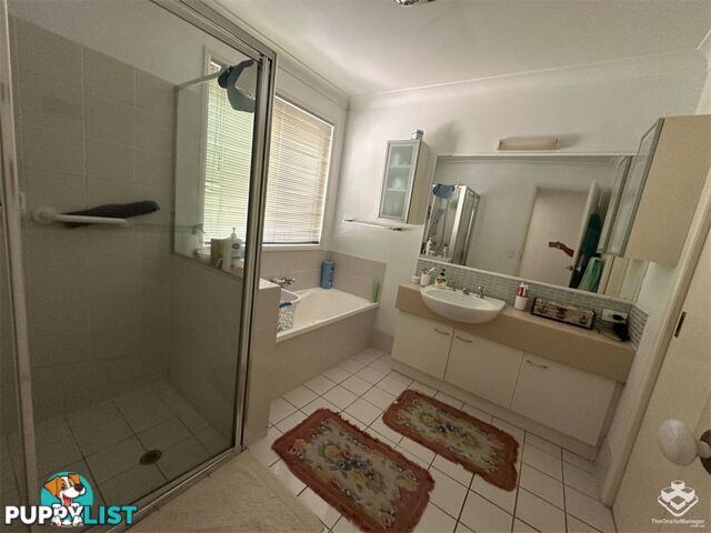 33 Edmund Rice Drive Southport QLD 4215