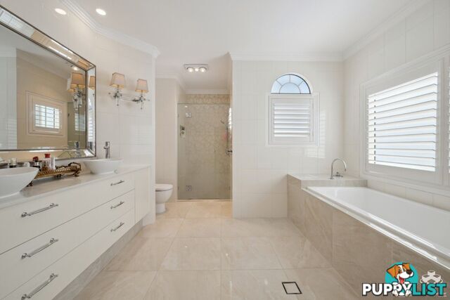 47 Cabana Boulevard Benowa QLD 4217