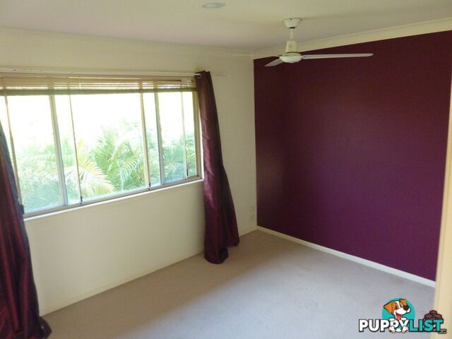 75 Brown Street Labrador QLD 4215