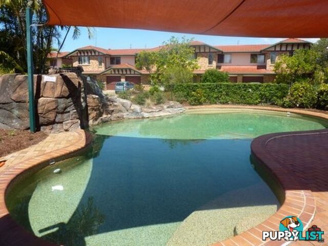 75 Brown Street Labrador QLD 4215