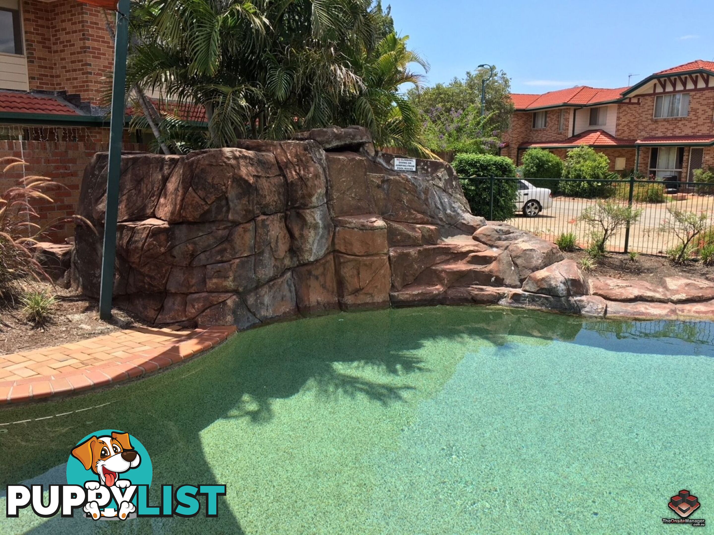 75 Brown Street Labrador QLD 4215