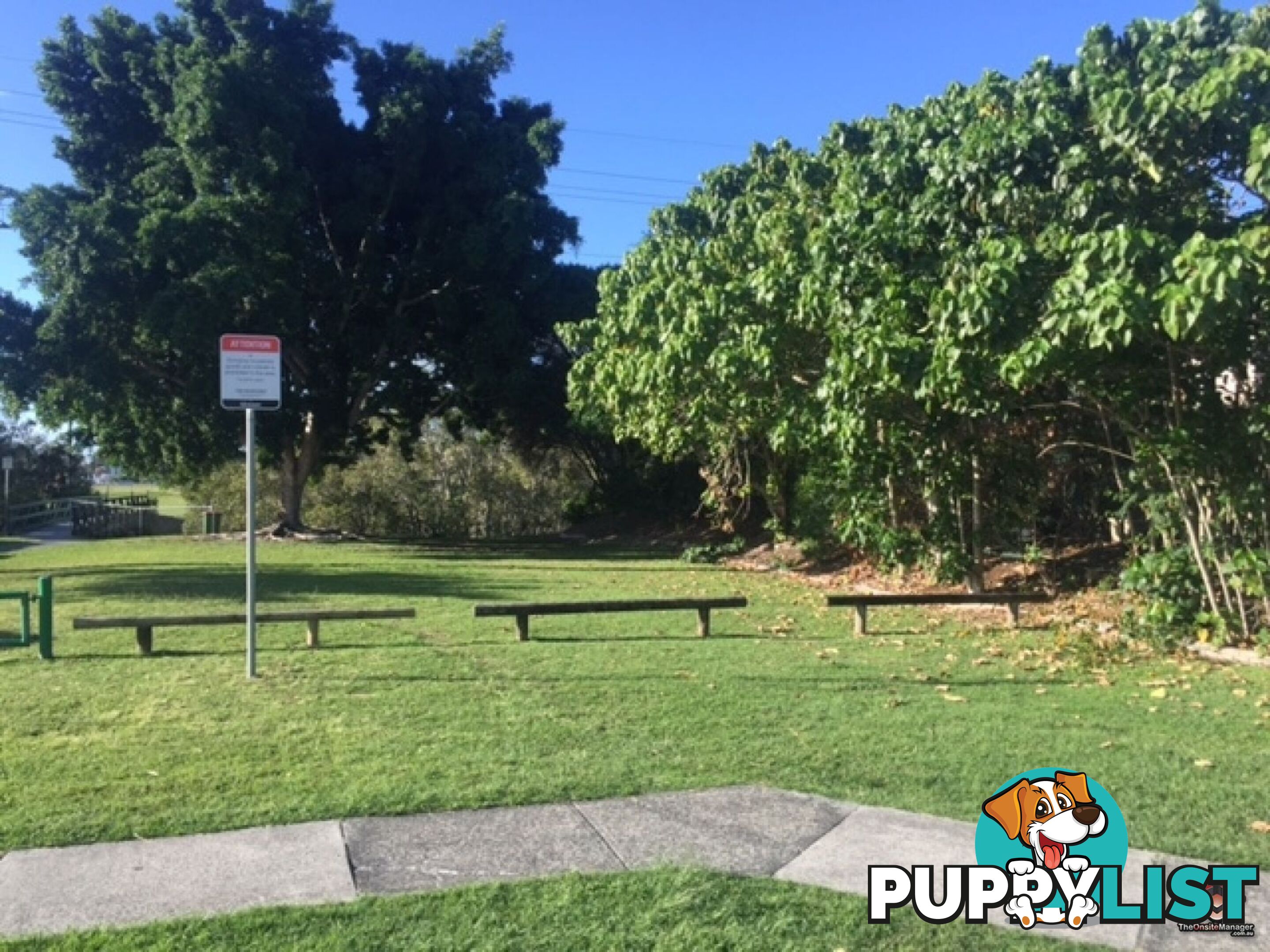 75 Brown Street Labrador QLD 4215