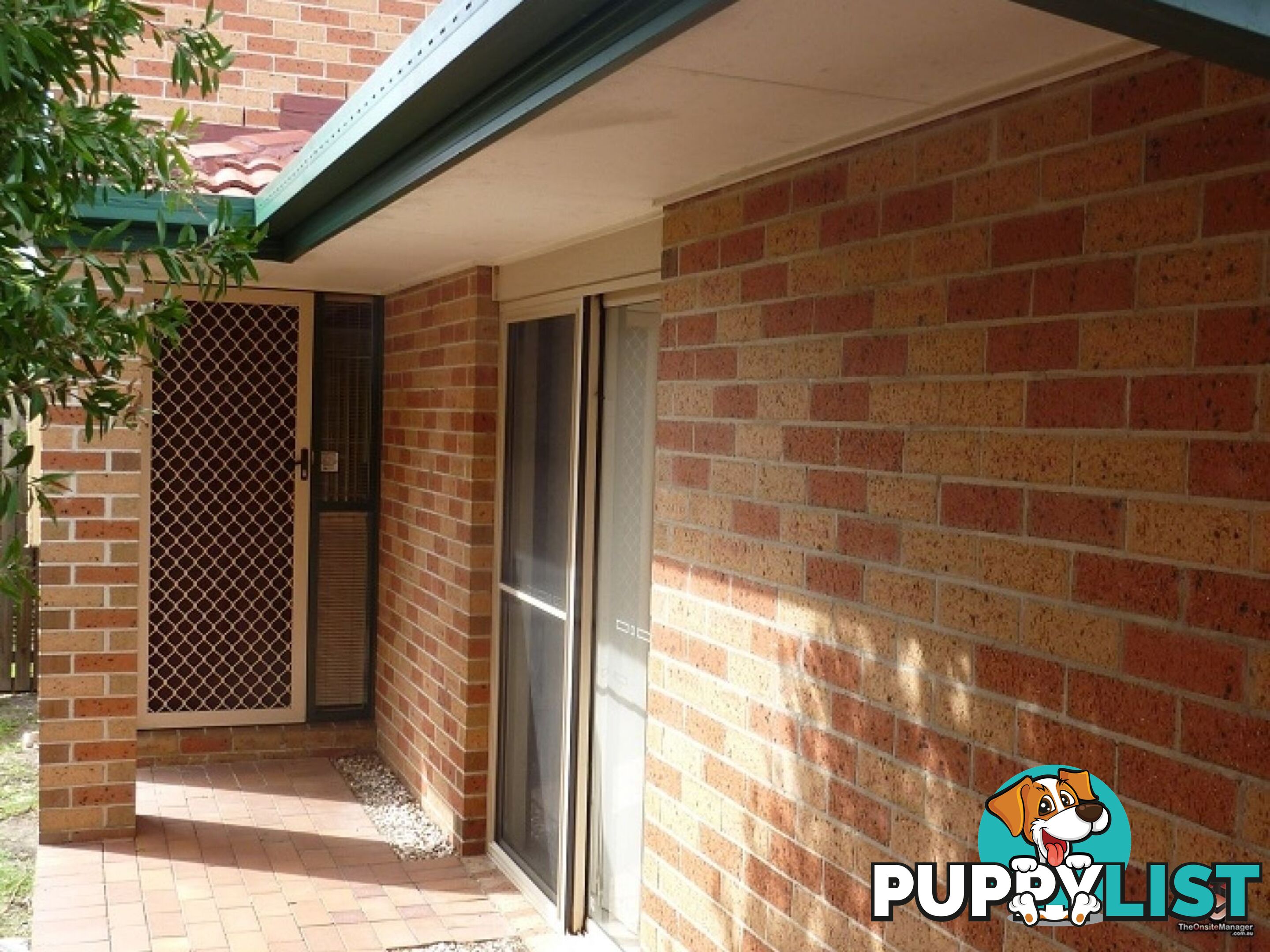 75 Brown Street Labrador QLD 4215