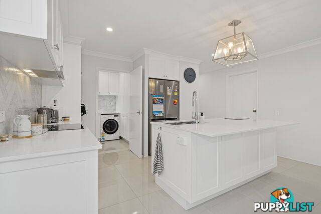 Unit28/30 Lindeman Place Eight Mile Plains QLD 4113