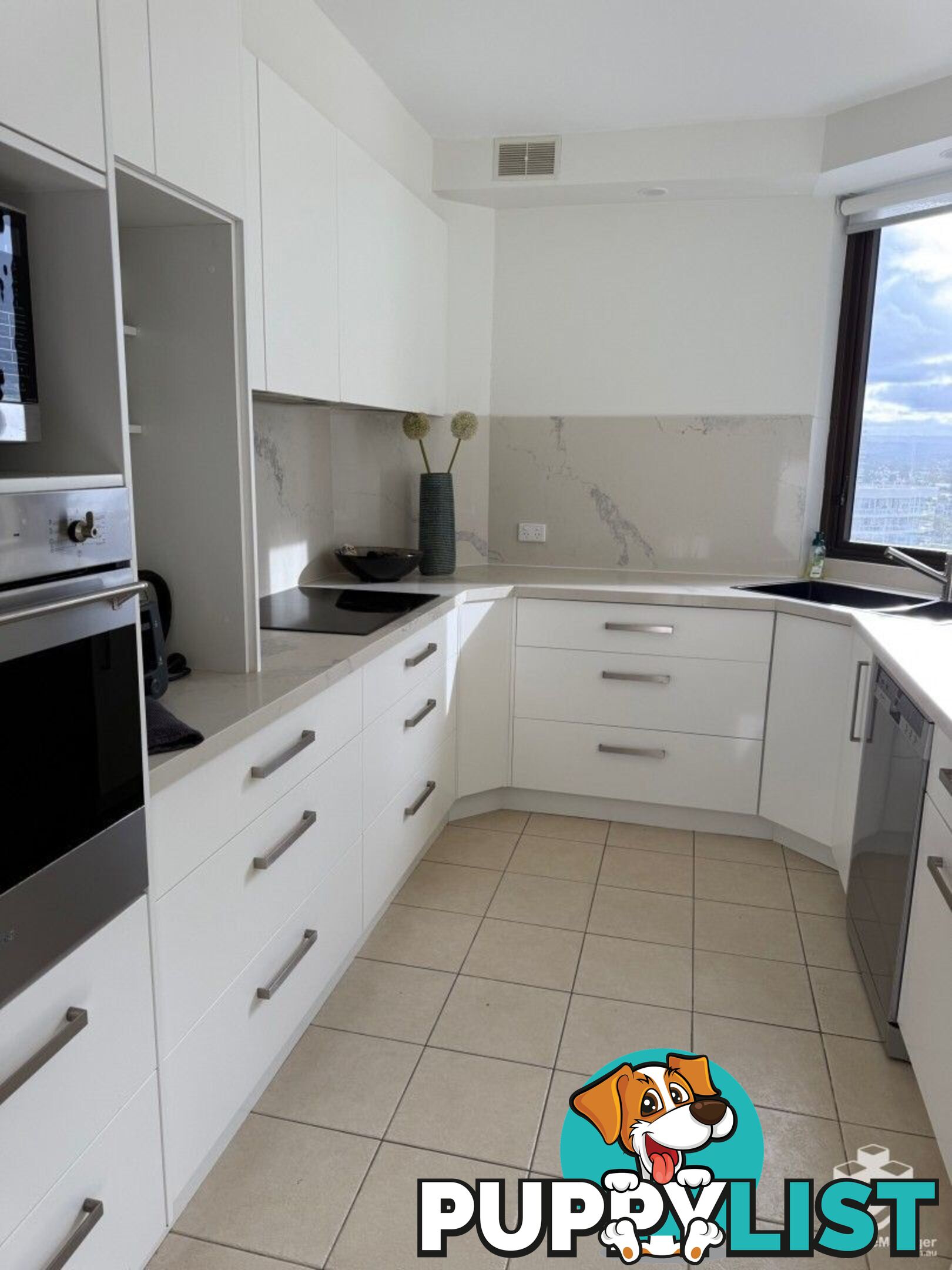 ID:21155143 60 Old Burleigh Road Broadbeach QLD 4218