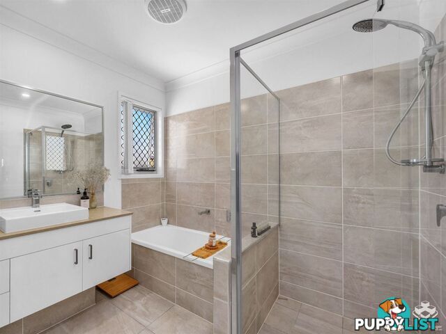 4/190 Queens Road Nudgee QLD 4014