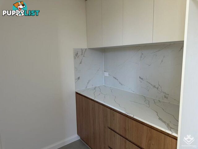 17 Airfield Street Park Ridge QLD 4125