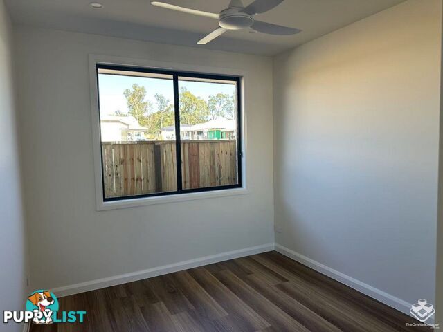 17 Airfield Street Park Ridge QLD 4125