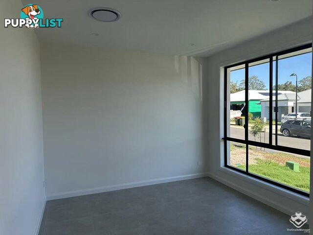 17 Airfield Street Park Ridge QLD 4125
