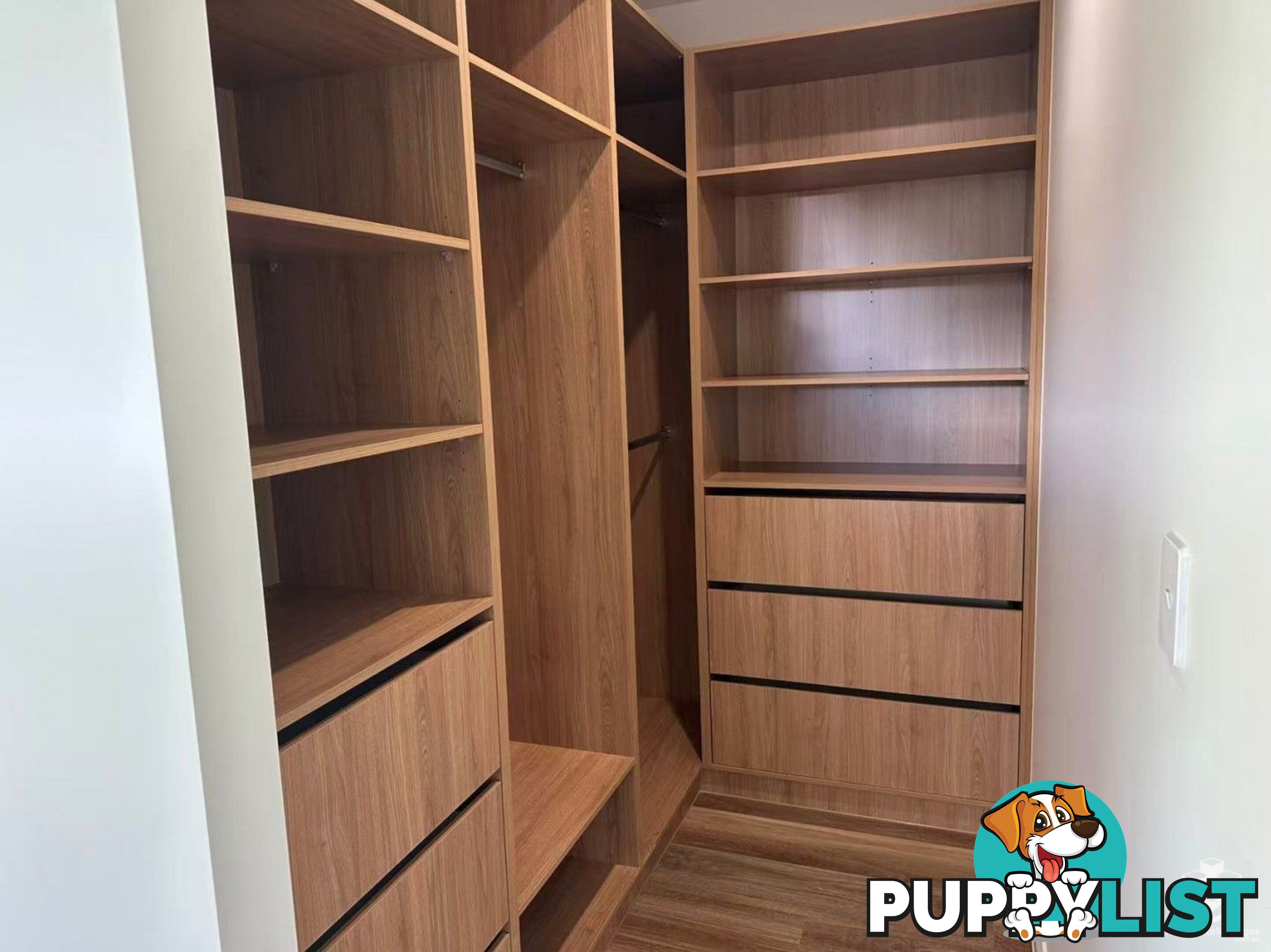 17 Airfield Street Park Ridge QLD 4125