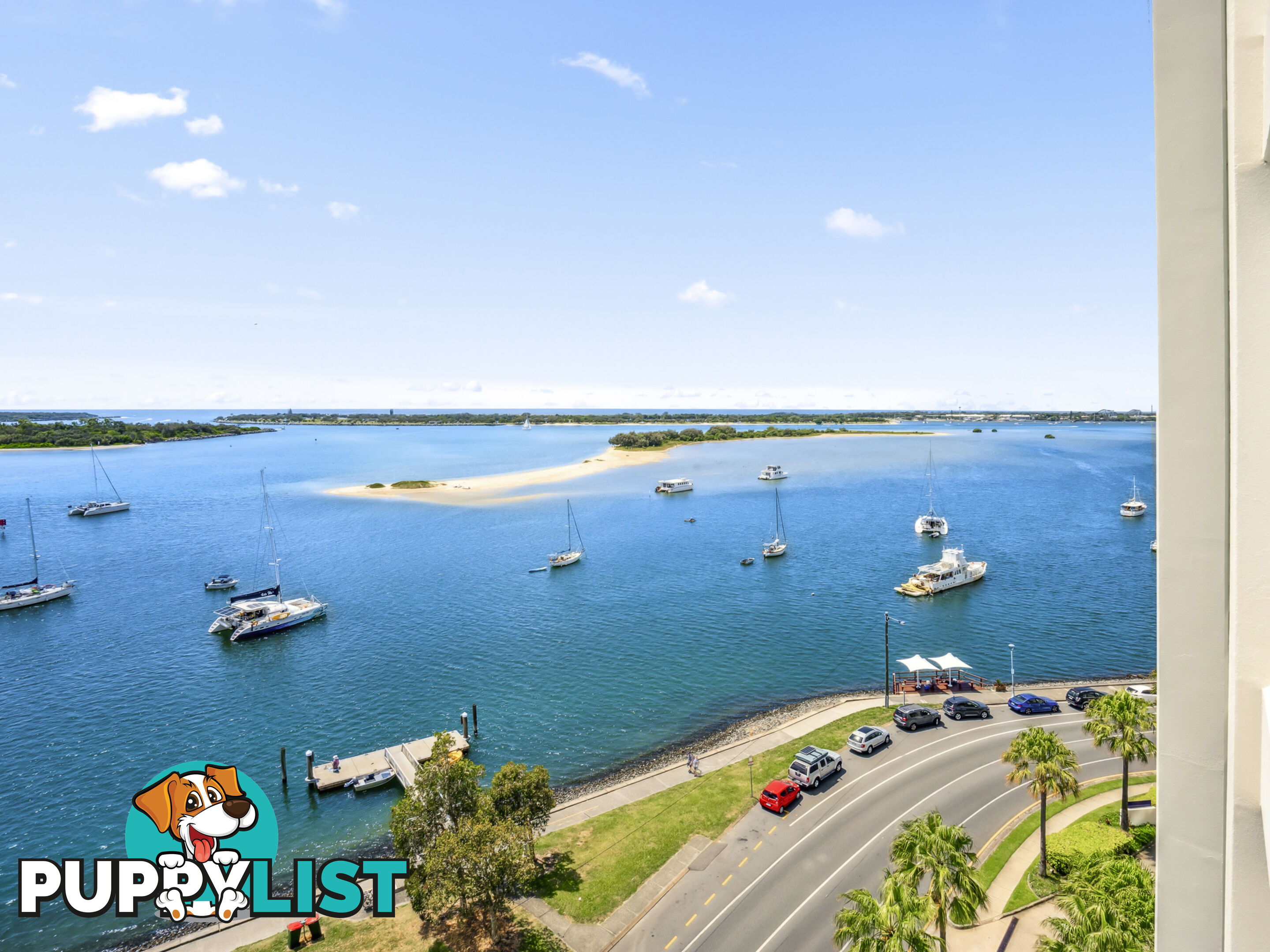 ID:21155923 326 Marine Parade Labrador QLD 4215
