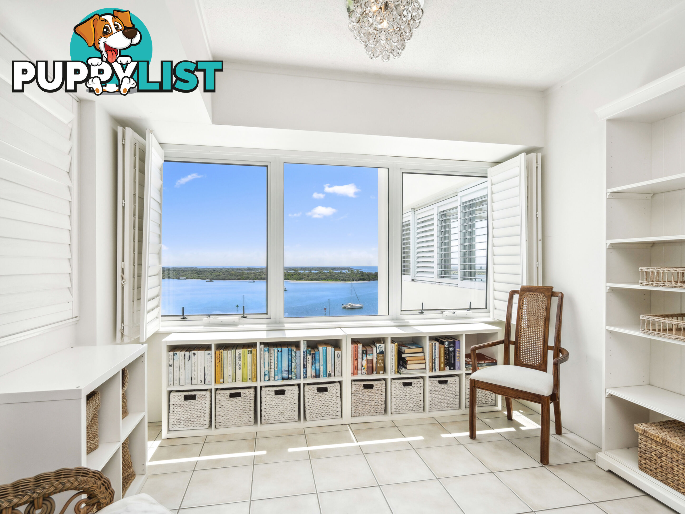 ID:21155923 326 Marine Parade Labrador QLD 4215