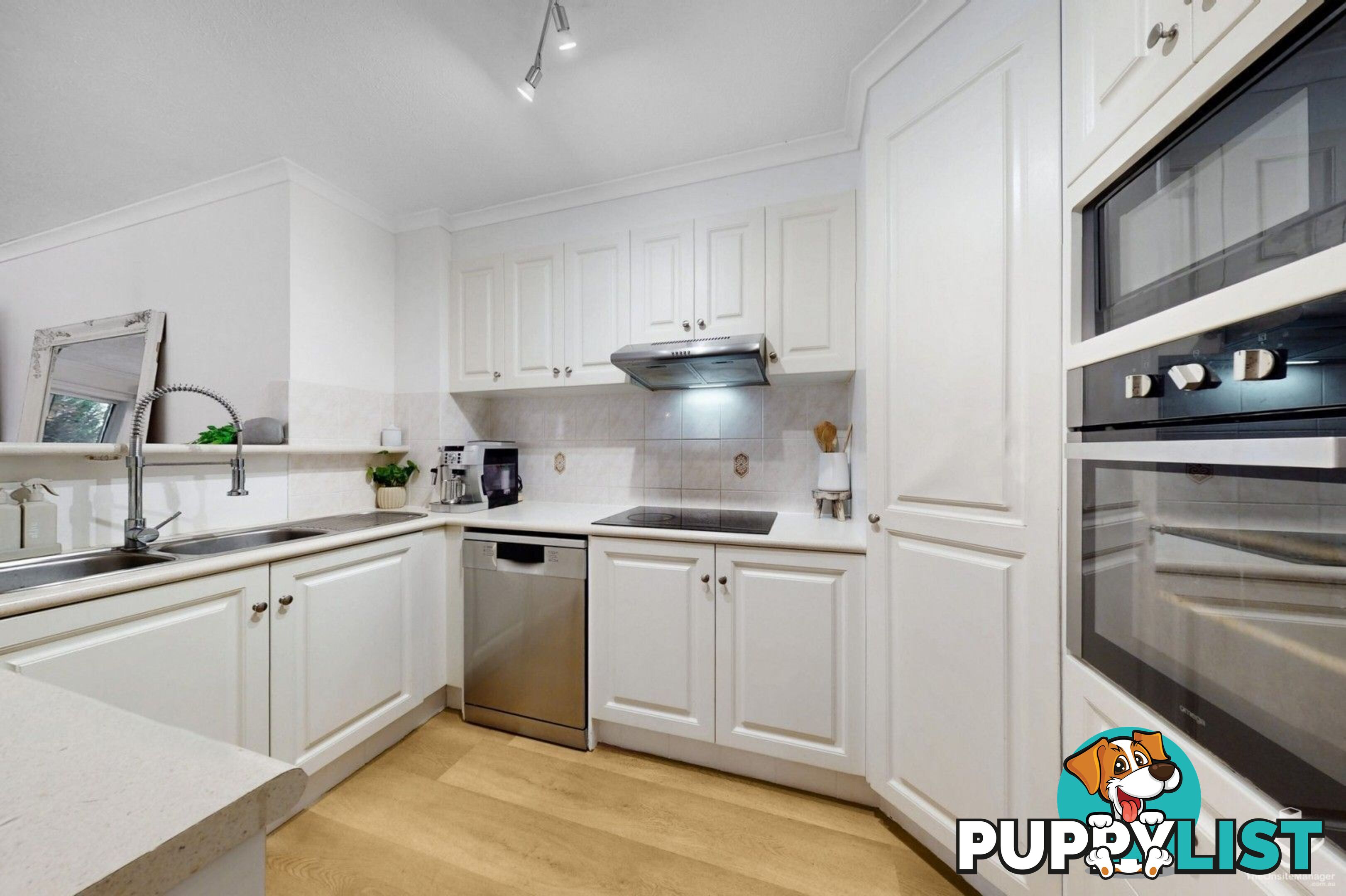 Unit1/78-80 Stanhill Drive Chevron Island QLD 4217
