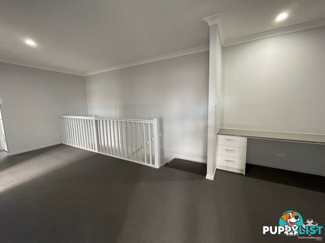 2/2 Silurian Lane Kallangur QLD 4503