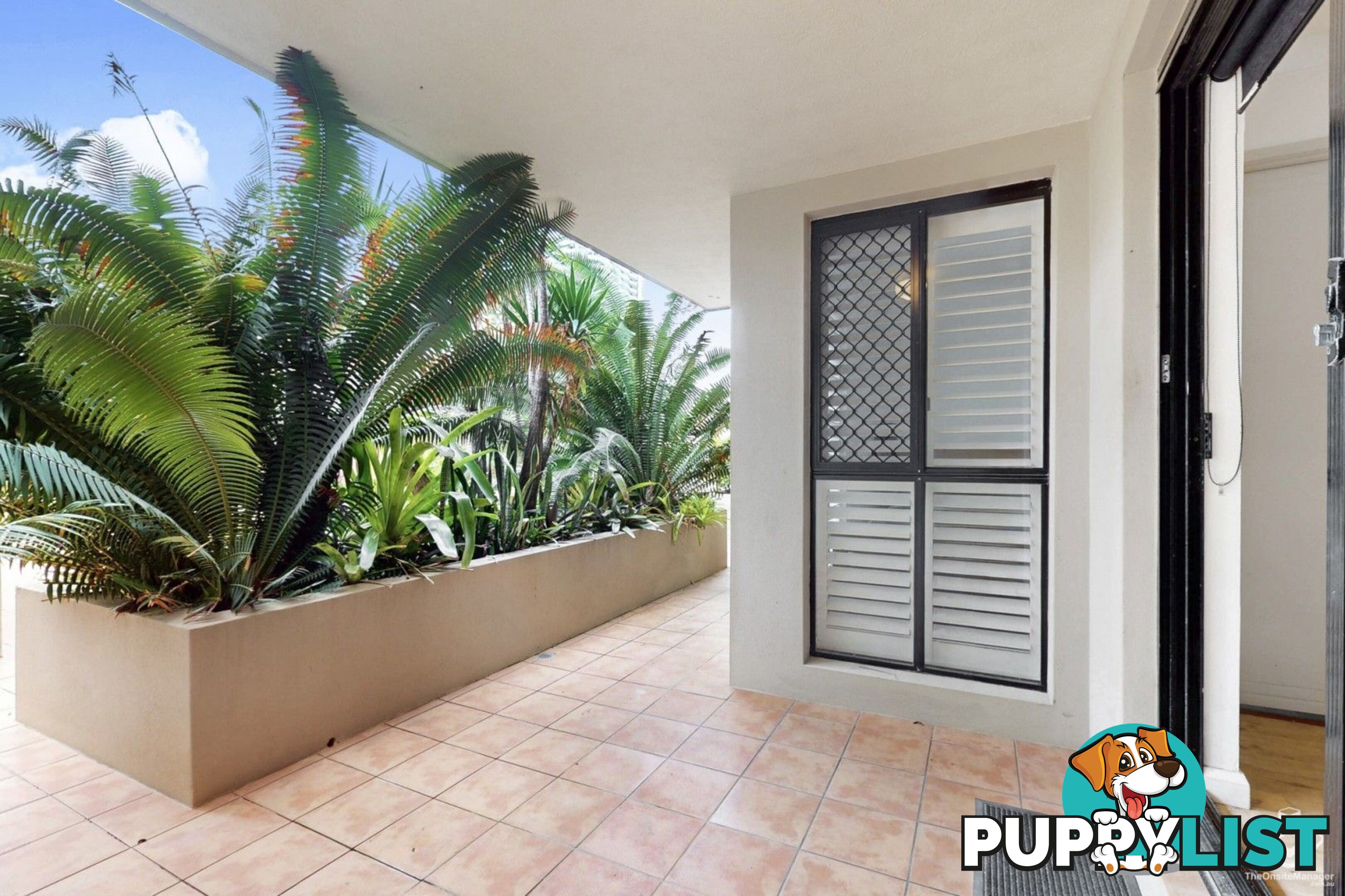 Unit 2/13-15 Illawong Street Chevron Island QLD 4217