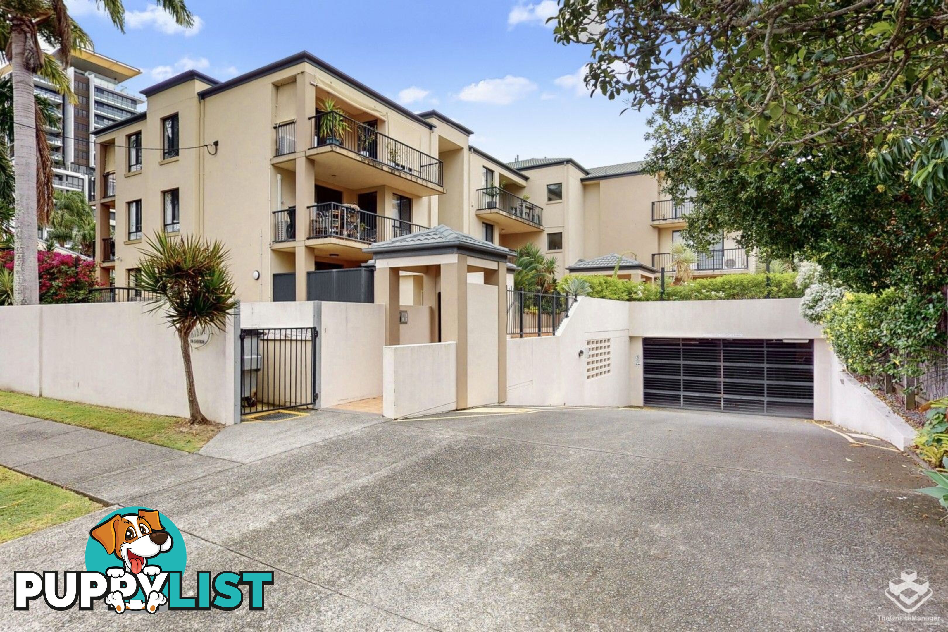 Unit 2/13-15 Illawong Street Chevron Island QLD 4217