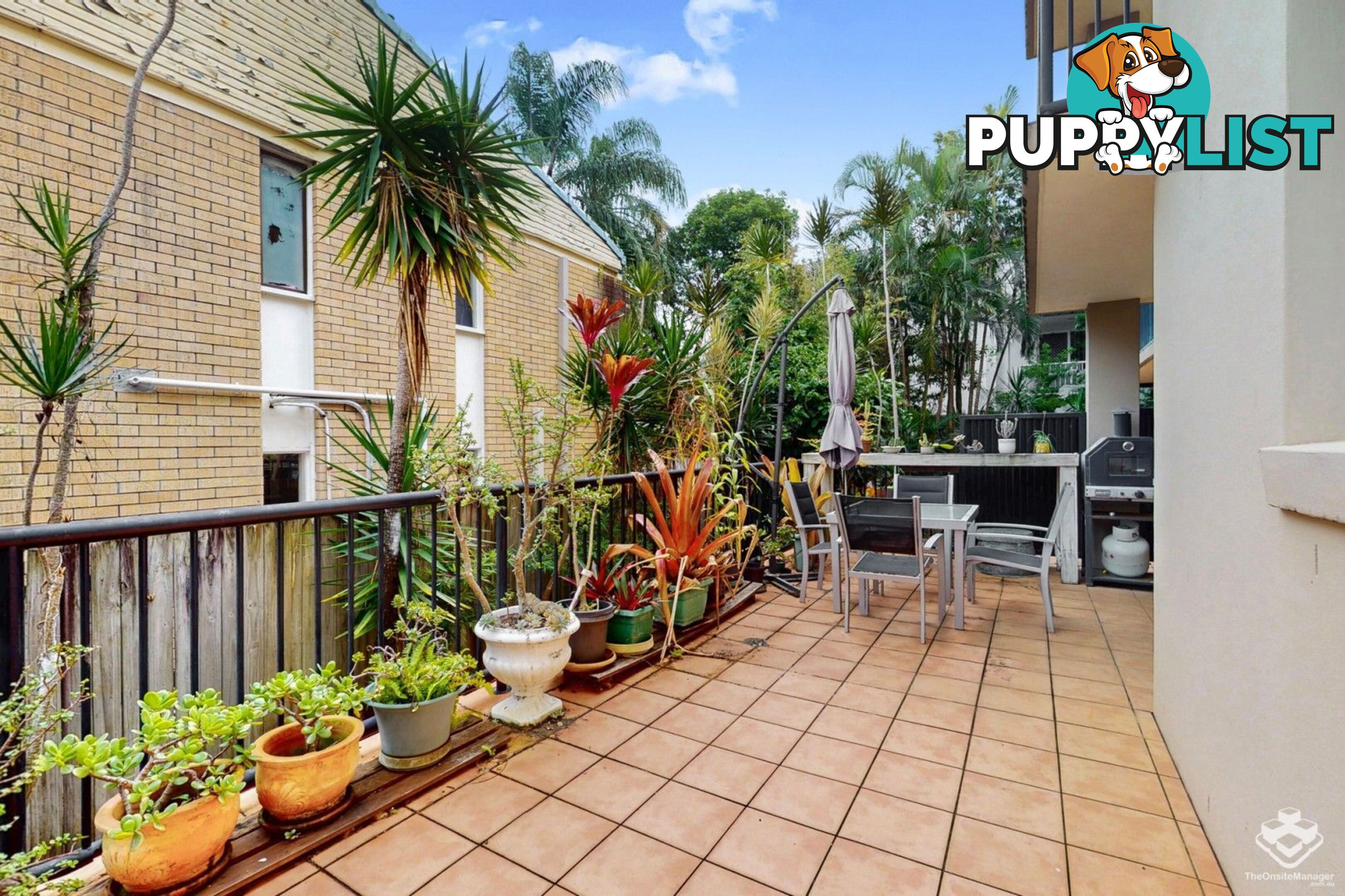 Unit 2/13-15 Illawong Street Chevron Island QLD 4217