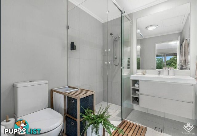 U13/123 Barrack Road Cannon Hill QLD 4170
