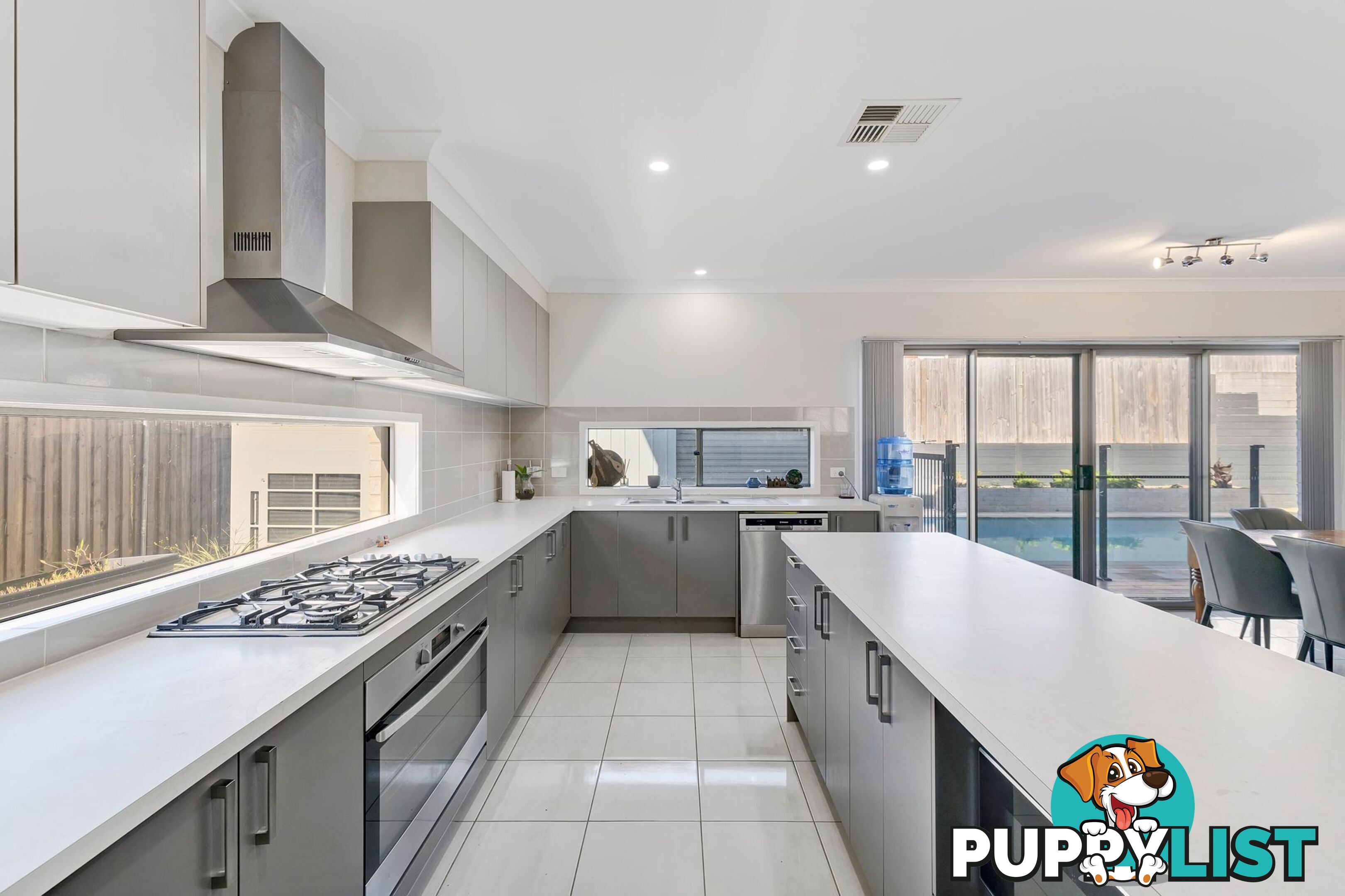 33 Honeyeater Street Bahrs Scrub QLD 4207