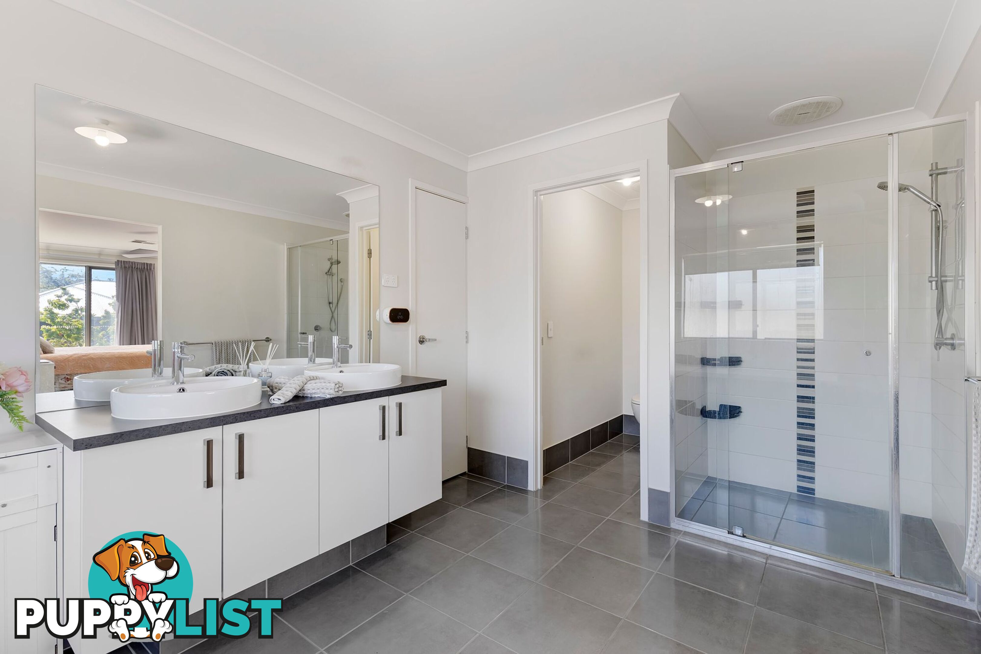33 Honeyeater Street Bahrs Scrub QLD 4207