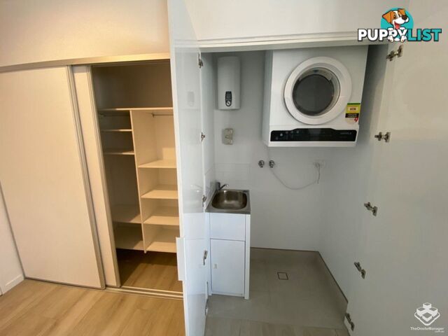 ID:21140329 266 Stanhill Drive Surfers Paradise QLD 4217