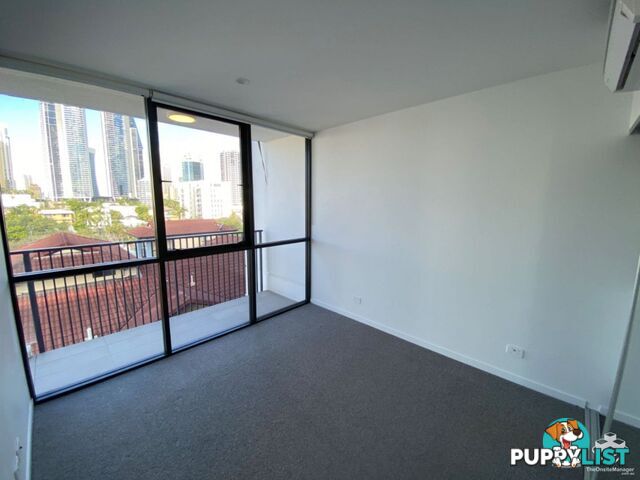 ID:21140329 266 Stanhill Drive Surfers Paradise QLD 4217