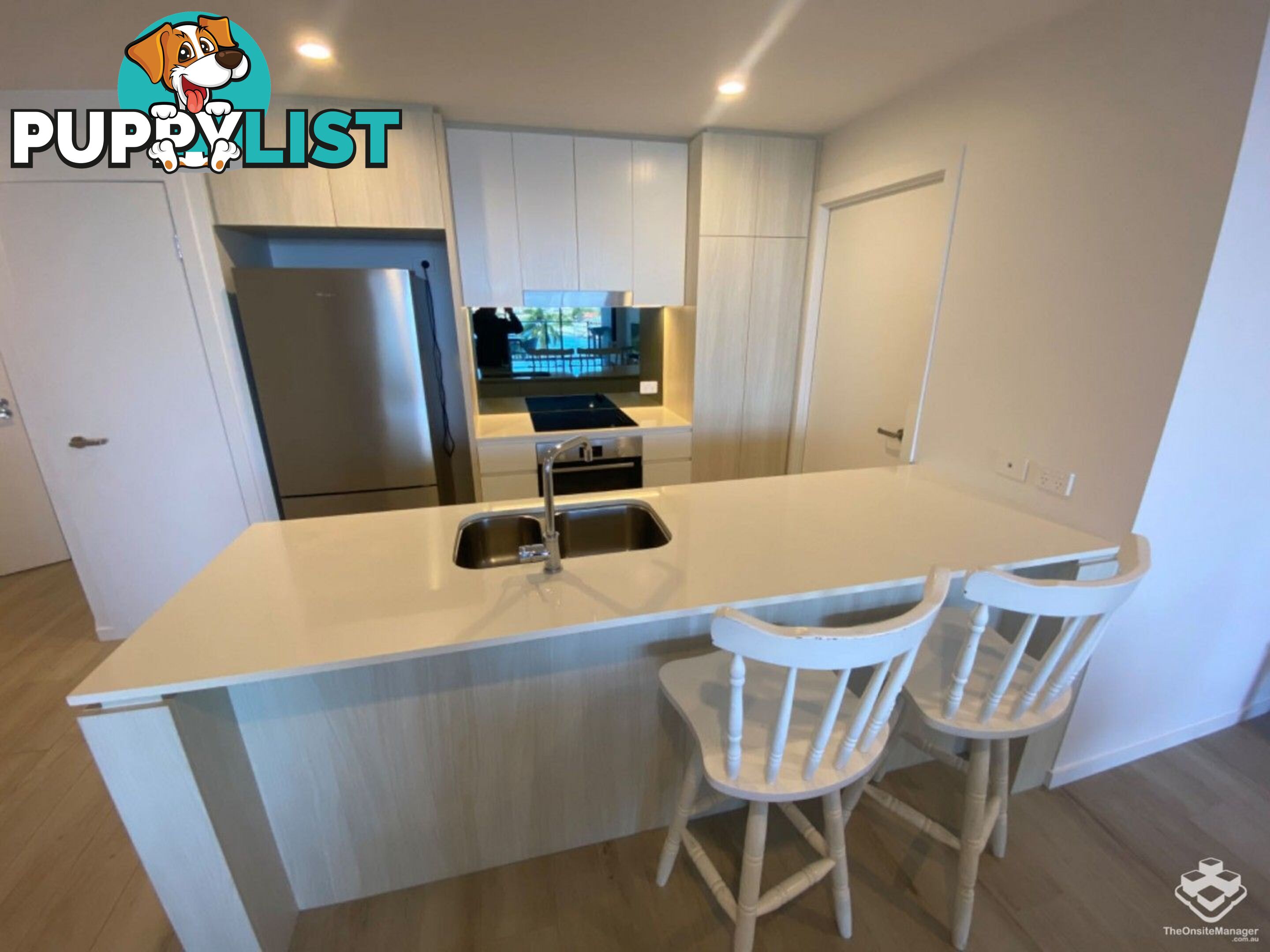 ID:21140329 266 Stanhill Drive Surfers Paradise QLD 4217