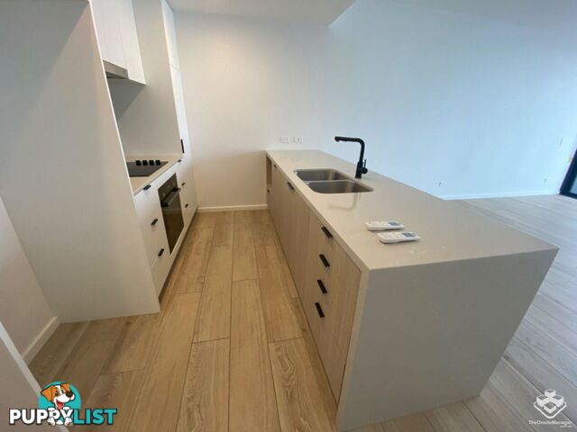 ID:21140329 266 Stanhill Drive Surfers Paradise QLD 4217